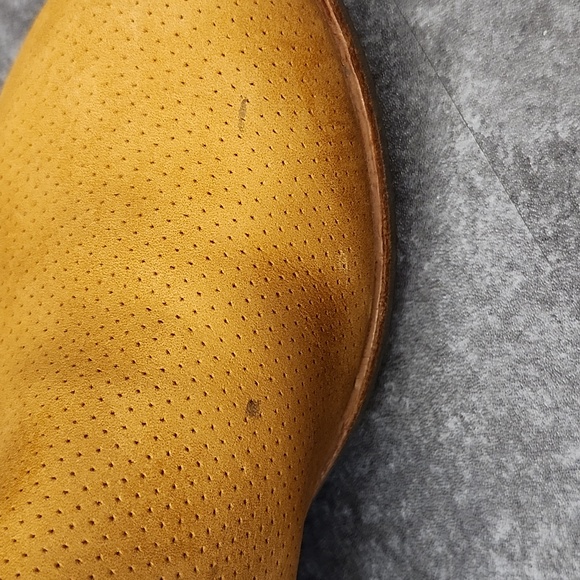 Olukai tan brown ankle desert style Ho'olu bootie size 7 - Picture 8 of 8